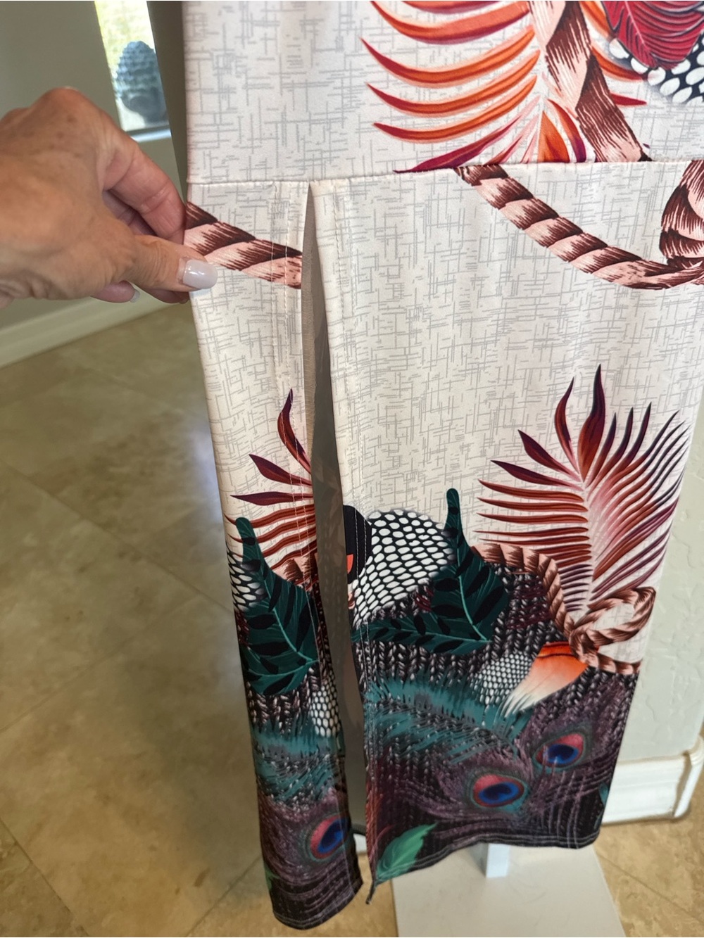 CBR SPAGHETTI STRAP Peacock Tropical Print Maxi Dress NWT SIZE LG - Picture 3 of 10